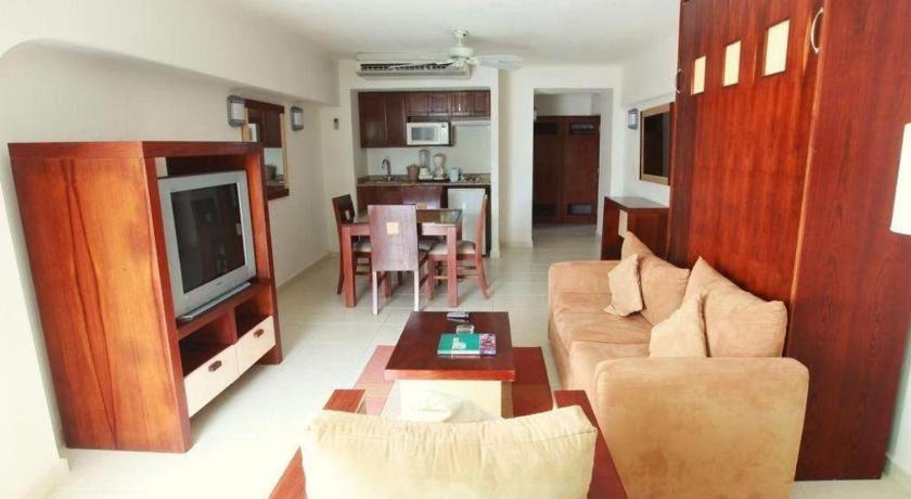 El Cid La Ceiba 3*