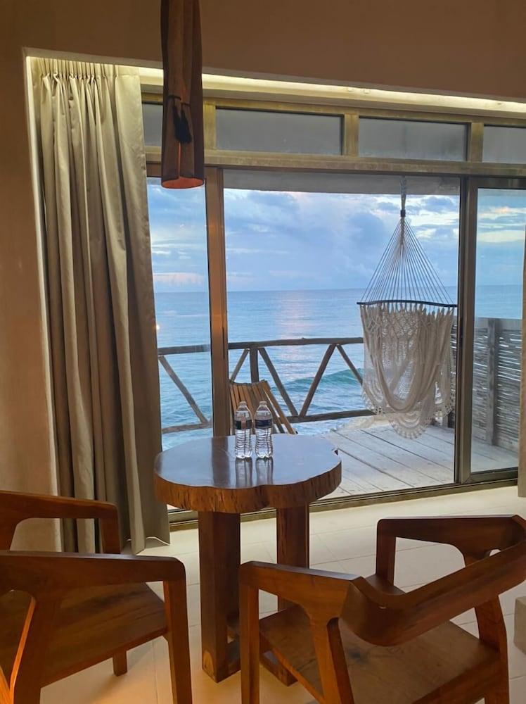 Ventanas Al Mar Front (adults Only) Hotel