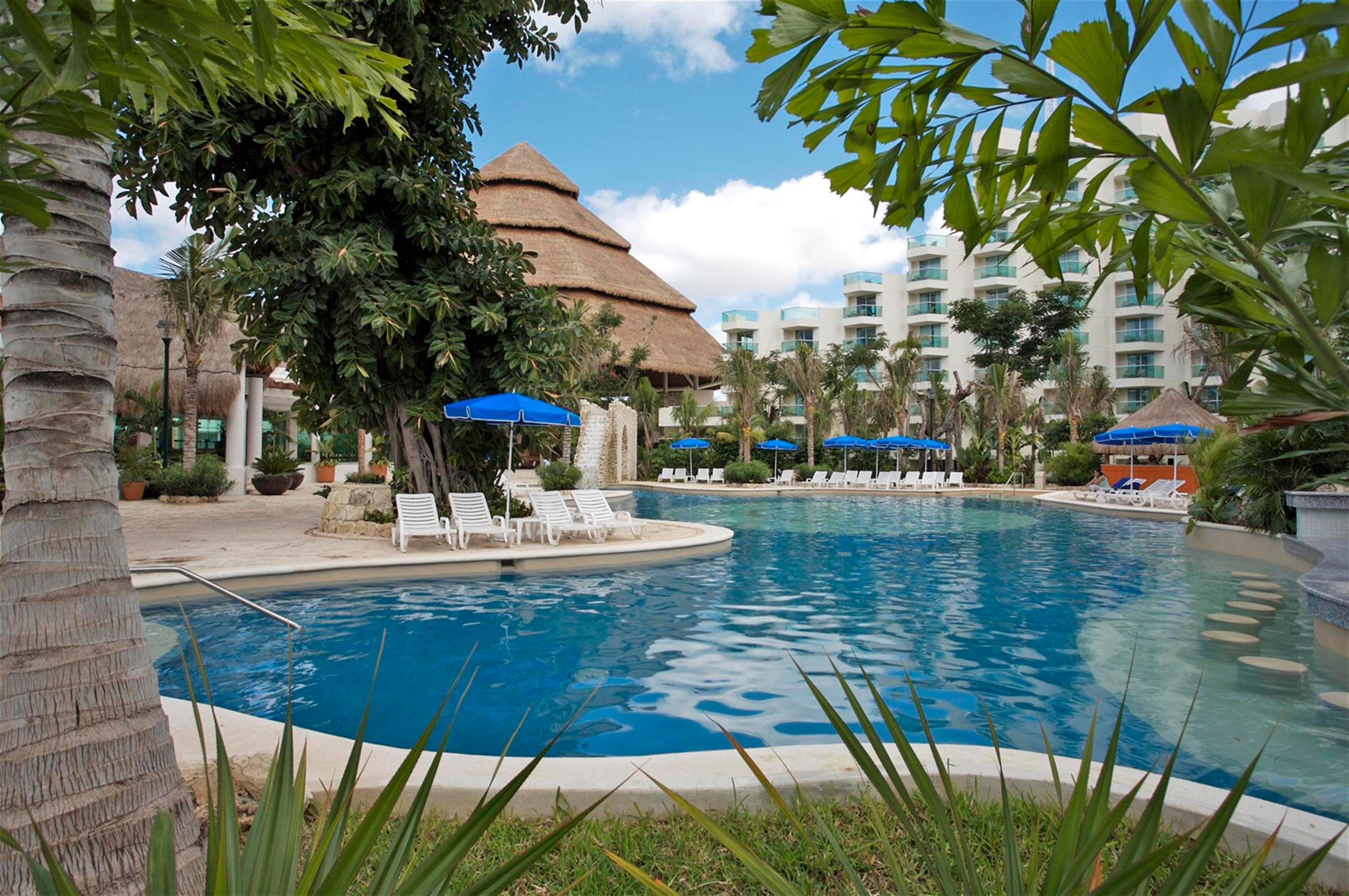 Resort Grand Park Royal